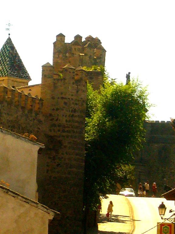 Hospederia De Los Reyes Toledo Buitenkant foto